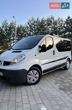 Минивэн Renault Trafic 2007 в 