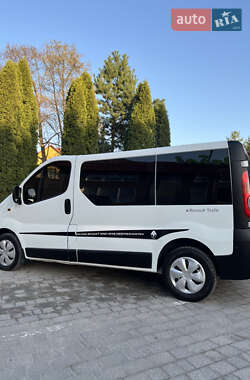 Минивэн Renault Trafic 2007 в 