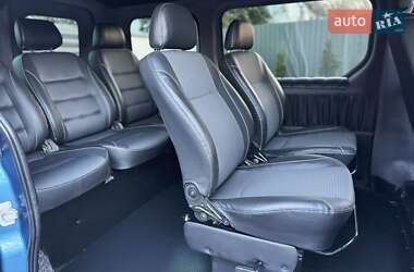 Мінівен Renault Trafic 2012 в 