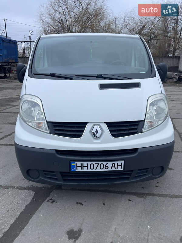 Renault Trafic 2011
