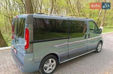 Минивэн Renault Trafic 2012 в 