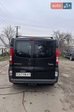 Грузовой фургон Renault Trafic 2010 в 