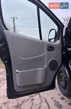 Грузовой фургон Renault Trafic 2010 в 