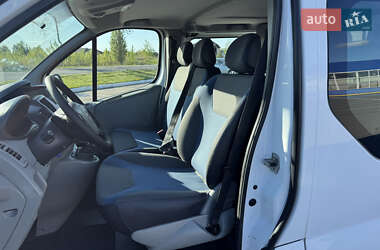 Минивэн Renault Trafic 2014 в 