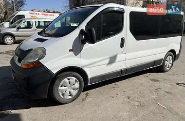 Мінівен Renault Trafic 2003 в 