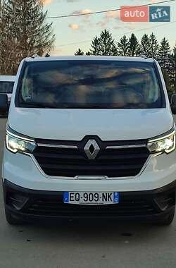 Вантажний фургон Renault Trafic 2022 в 