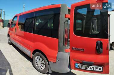 Мінівен Renault Trafic 2004 в 