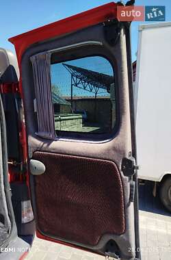 Мінівен Renault Trafic 2004 в 