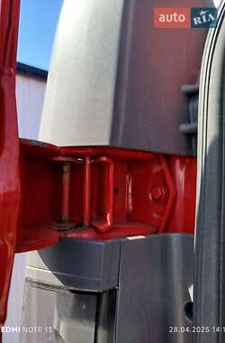 Мінівен Renault Trafic 2004 в 