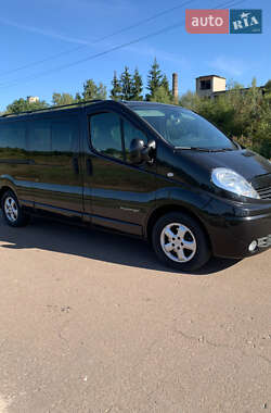 Мінівен Renault Trafic 2011 в Олевську
