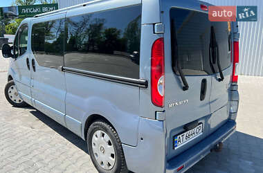 Мінівен Renault Trafic 2013 в 