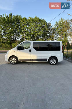 Мінівен Renault Trafic 2006 в 