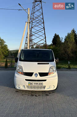 Мінівен Renault Trafic 2006 в Самборі