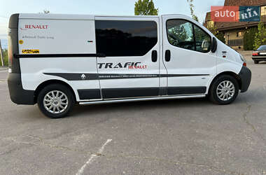 Минивэн Renault Trafic 2005 в 