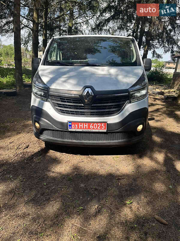 Вантажний фургон Renault Trafic 2021 в 