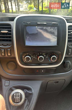 Вантажний фургон Renault Trafic 2021 в 