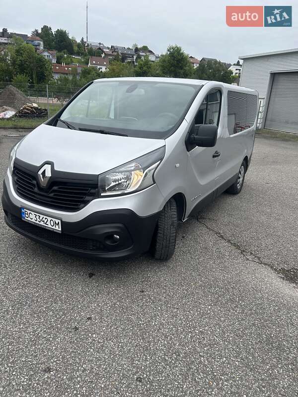 Renault Trafic 2016