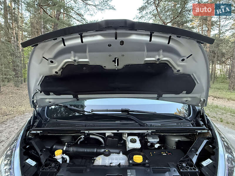 Другие грузовики Renault Trafic 2021 в Киеве