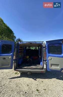 Минивэн Renault Trafic 2005 в 