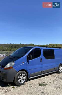Минивэн Renault Trafic 2005 в 