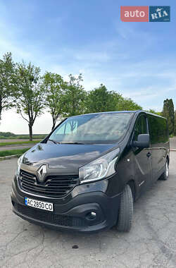 Мінівен Renault Trafic 2015 в Володимирі