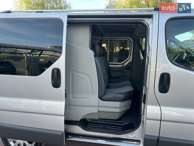 Мінівен Renault Trafic 2013 в Рівному