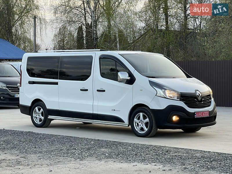 Мінівен Renault Trafic 2017 в 