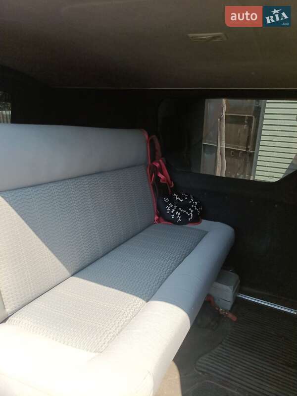 Мінівен Renault Trafic 2005 в Павлограді