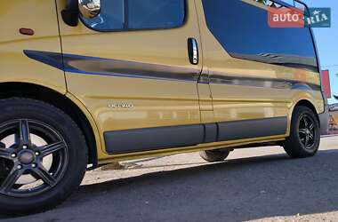 Минивэн Renault Trafic 2005 в Павлограде