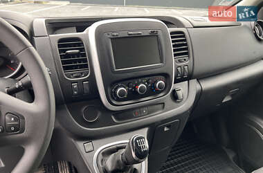 Вантажний фургон Renault Trafic 2021 в 