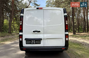 Вантажний фургон Renault Trafic 2023 в 