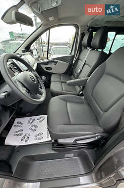 Мінівен Renault Trafic 2016 в 