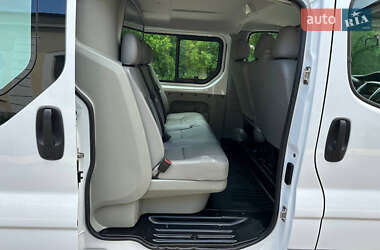 Мінівен Renault Trafic 2011 в 