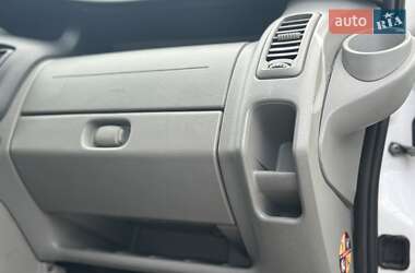 Минивэн Renault Trafic 2013 в 