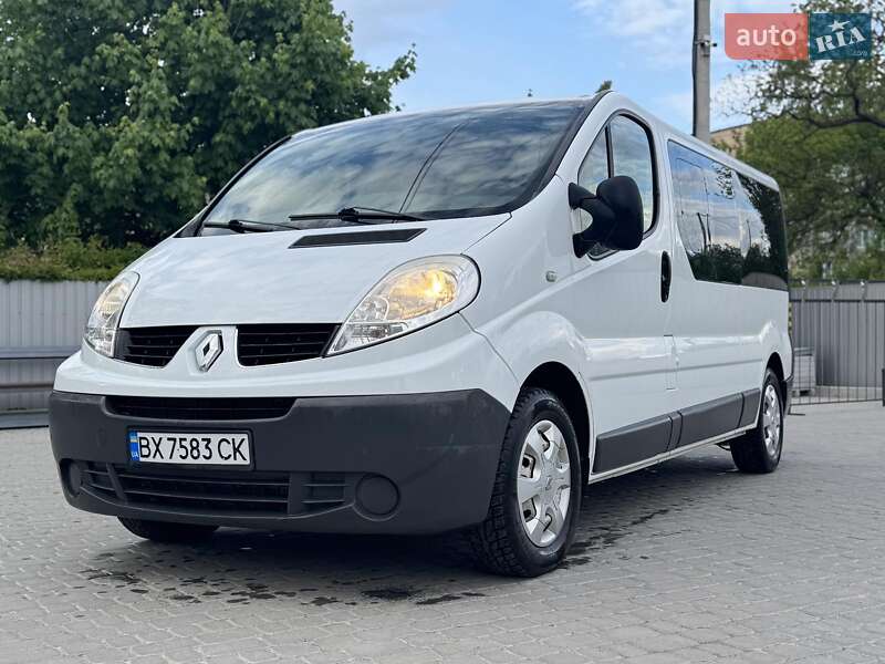 Мінівен Renault Trafic 2013 в Старокостянтинові