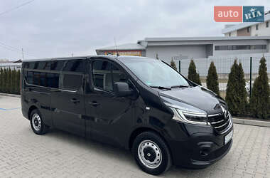 Минивэн Renault Trafic 2020 в 