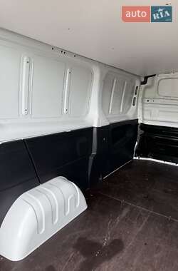 Вантажний фургон Renault Trafic 2024 в 