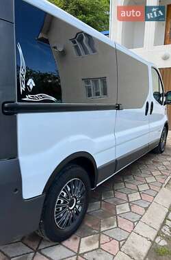 Мінівен Renault Trafic 2006 в 