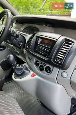 Мінівен Renault Trafic 2006 в 