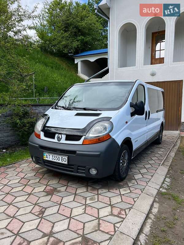 Мінівен Renault Trafic 2006 в Коломиї