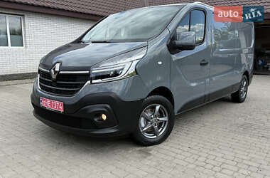 Грузовой фургон Renault Trafic 2020 в 