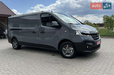 Грузовой фургон Renault Trafic 2020 в 