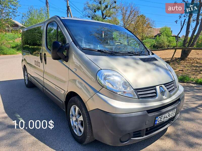 Минивэн Renault Trafic 2008 в 