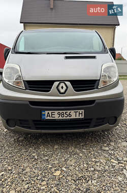 Мінівен Renault Trafic 2012 в Чернівцях