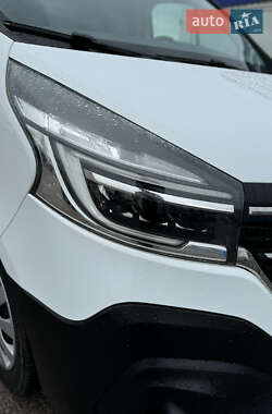 Грузовой фургон Renault Trafic 2021 в 