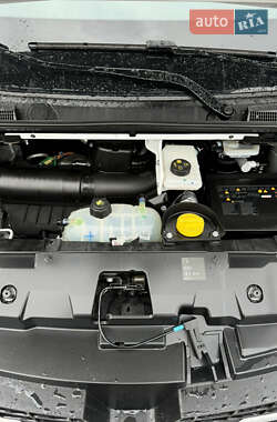 Грузовой фургон Renault Trafic 2021 в 