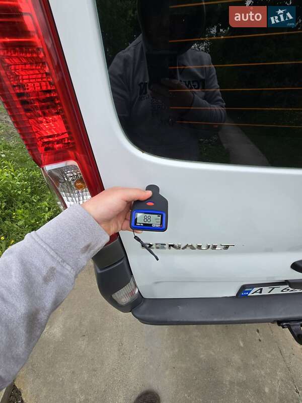 Грузовой фургон Renault Trafic 2012 в Косове