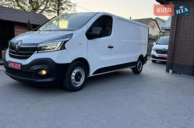 Грузовой фургон Renault Trafic 2020 в 