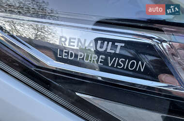 Грузовой фургон Renault Trafic 2020 в 