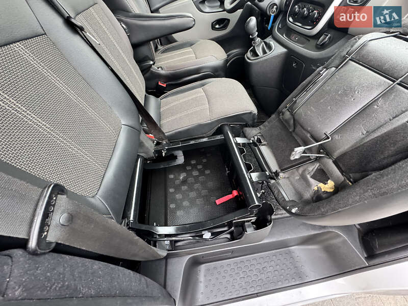 Минивэн Renault Trafic 2018 в Дубно